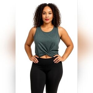 VELOCITY top size Large NWT